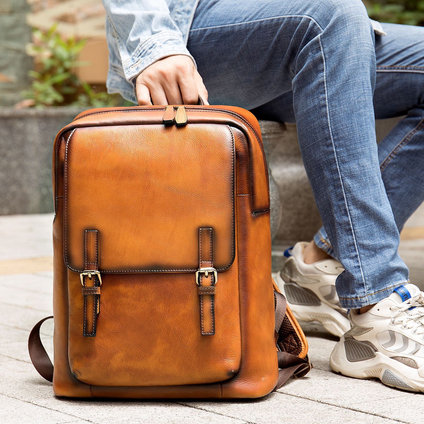 Men's First Layer Cowhide Vegetable Tanned Hand-rub Backpacks