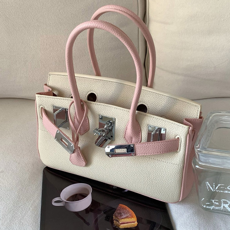 Women's Version French Underarm Large Capacity Fashion Twist Crossbody Bags