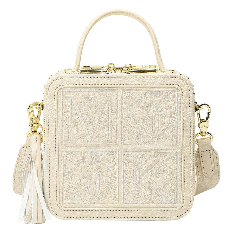 Fashion Embroidered Elegant Lady High-grade Portable Bags