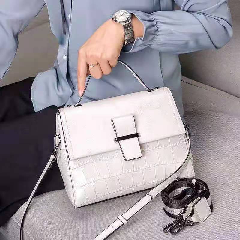 Women's Genuine Leather Fashion Trendy Korean First Layer Handbags