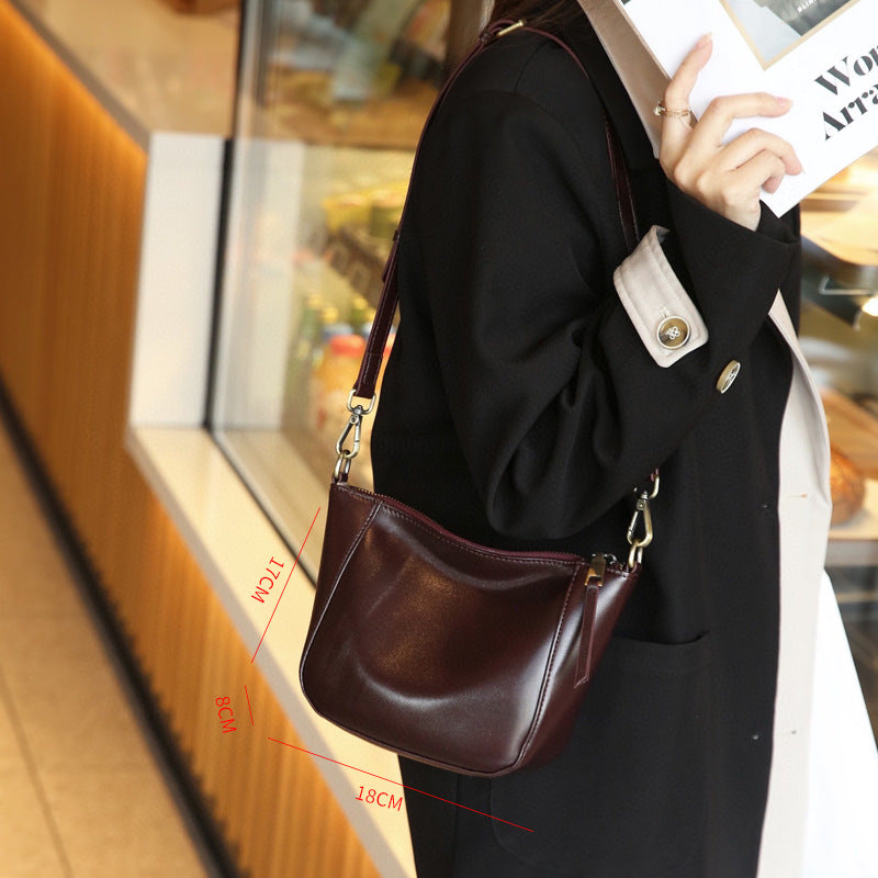 Women's Russian First Layer Cowhide High-grade Dumpling Shoulder Bags