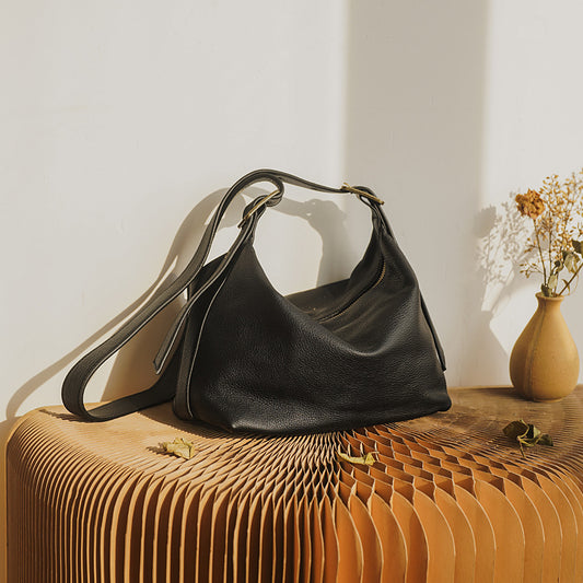 Women's Vintage First Layer Cowhide Zip Soft Shoulder Bags