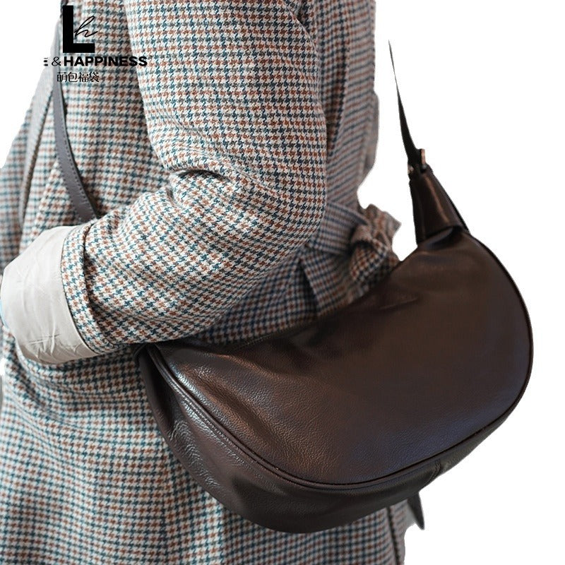 Women's Layer Leather Idle Style Moon Minimalist Crossbody Bags