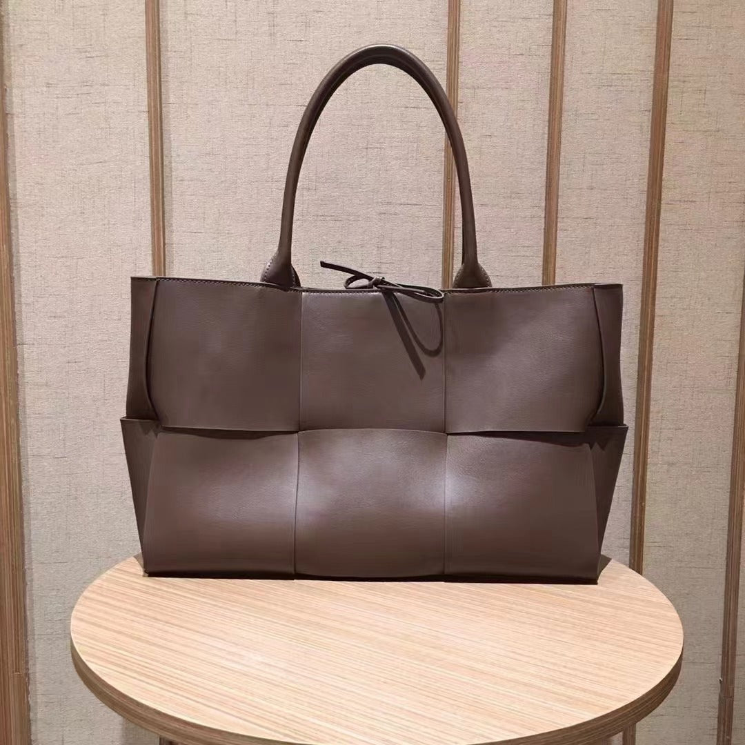 Song Authentic Leather Weave Shopping Hand Handbags