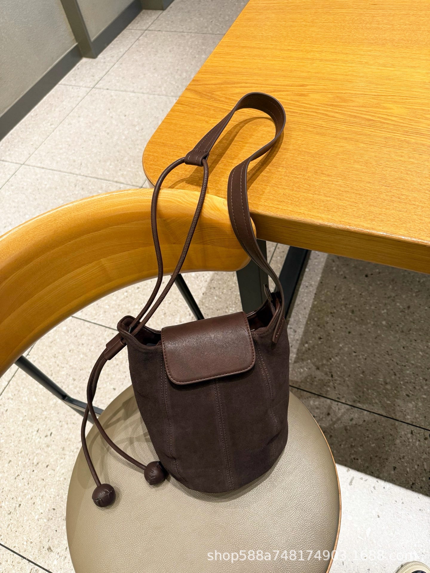 Women's High-grade Niche Pumpkin Dumpling Suede Bucket Bags