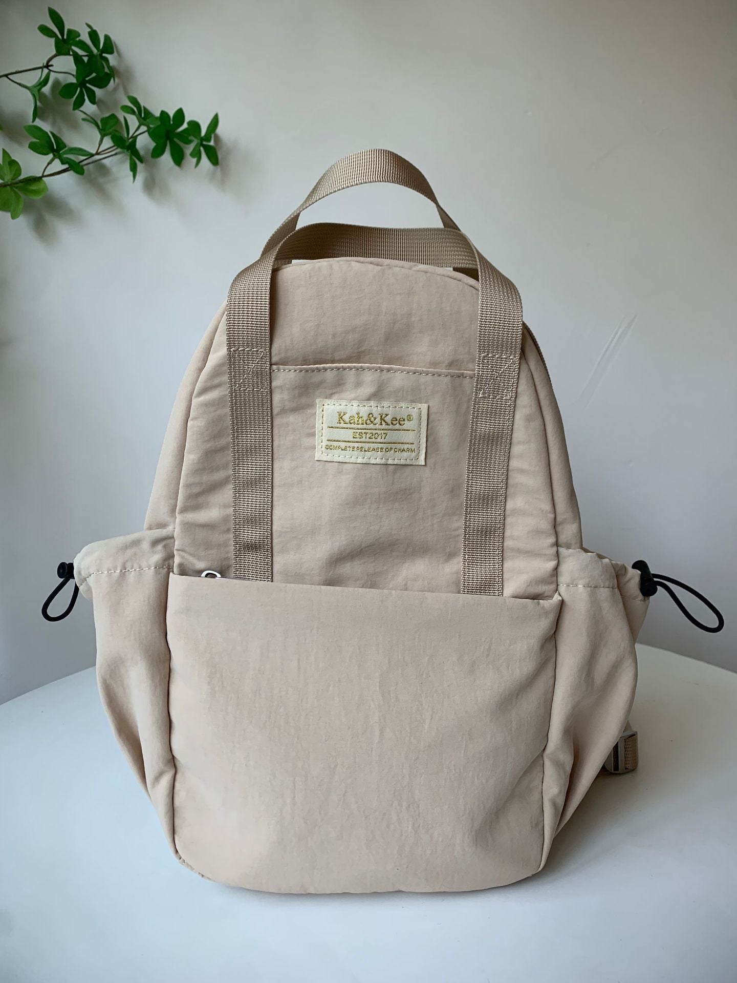 Classic Graceful Windproof Waterproof Stool Multifunctional Backpacks