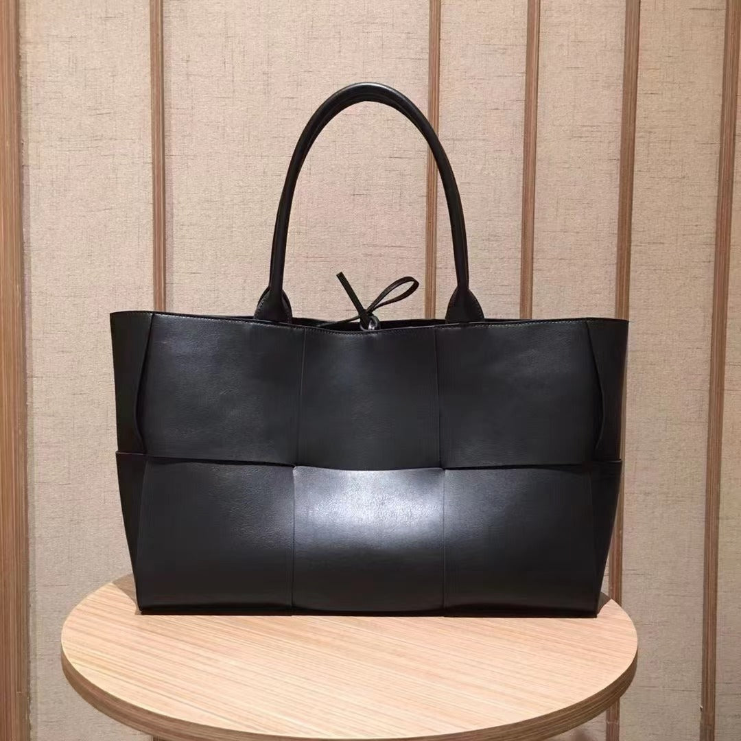 Song Authentic Leather Weave Shopping Hand Handbags