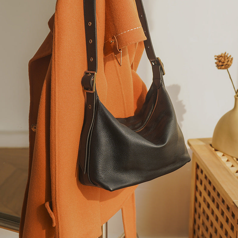 Women's Vintage First Layer Cowhide Zip Soft Shoulder Bags