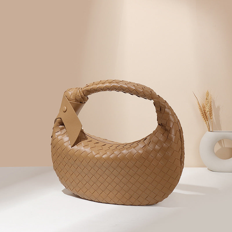Women's Woven Fashion Knotted Round Large Capacity Handbags