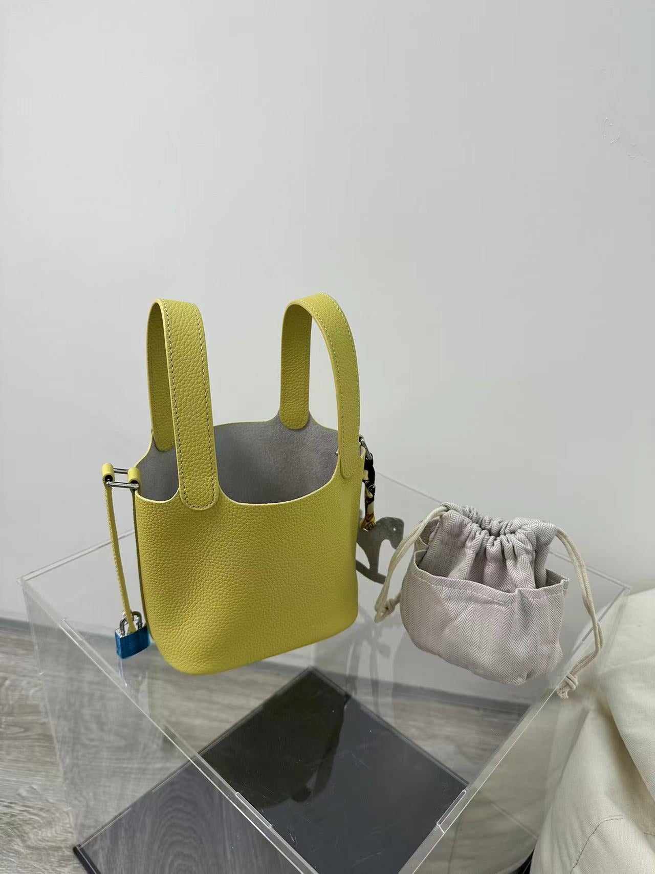Women's Genuine Leather Vegetable Basket High-grade Design Handbags