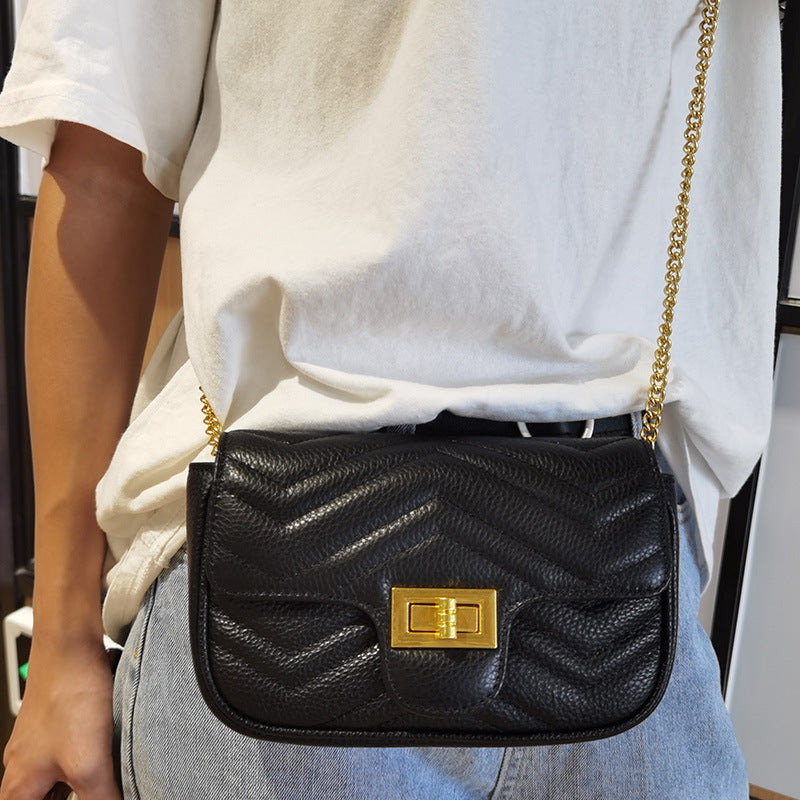 Women's Fashion Geometric Water Ripple Button Design Shoulder Bags