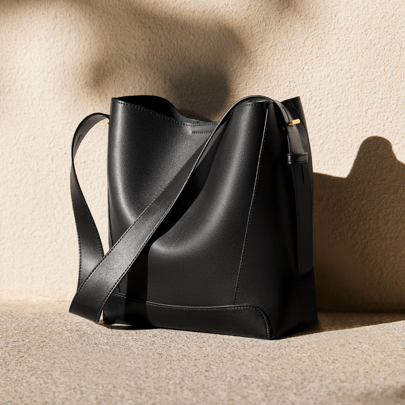 Women's Comfortable Fashion Large Capacity Totes Shoulder Bags