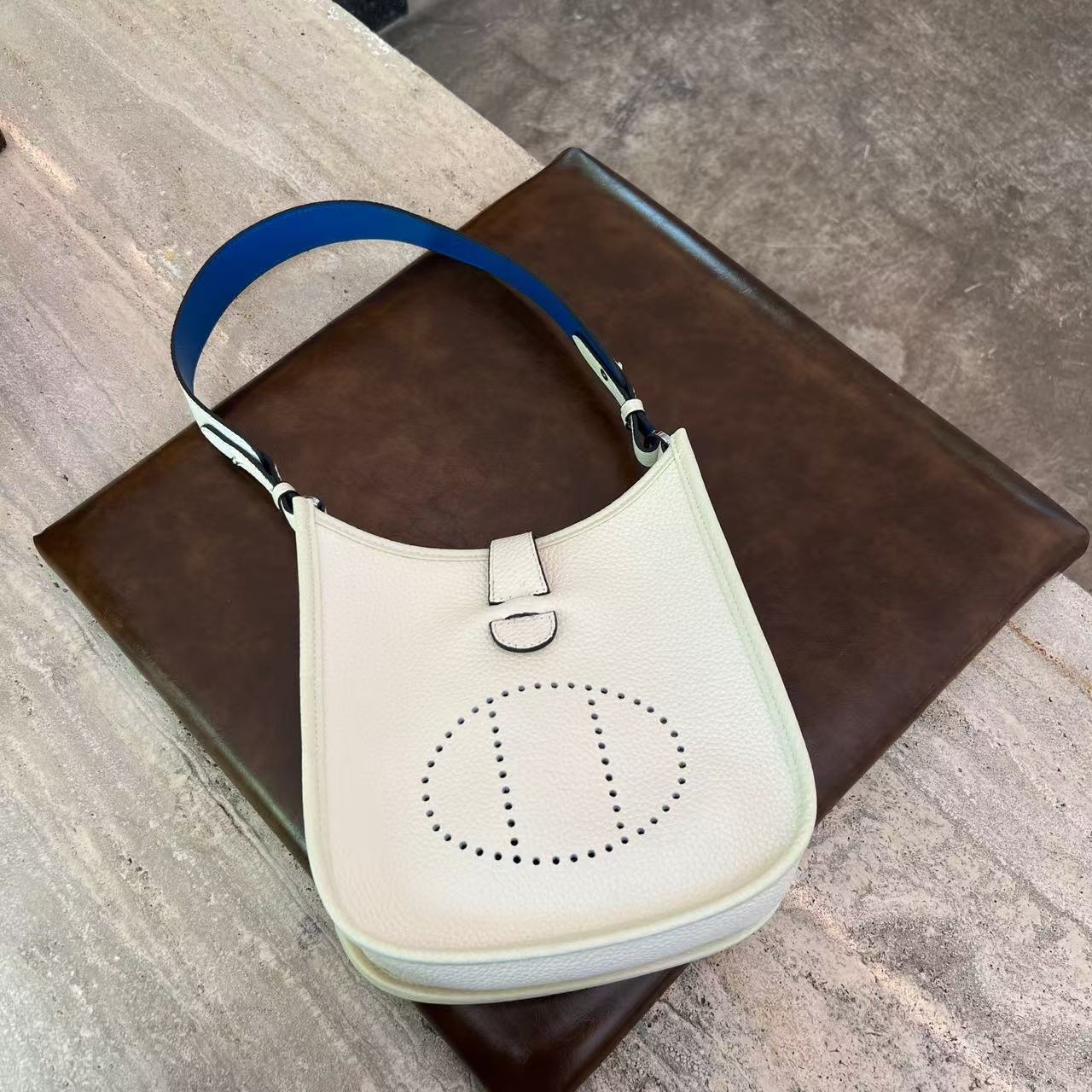 Women's First Layer Cowhide Underarm Leather Crossbody Bags