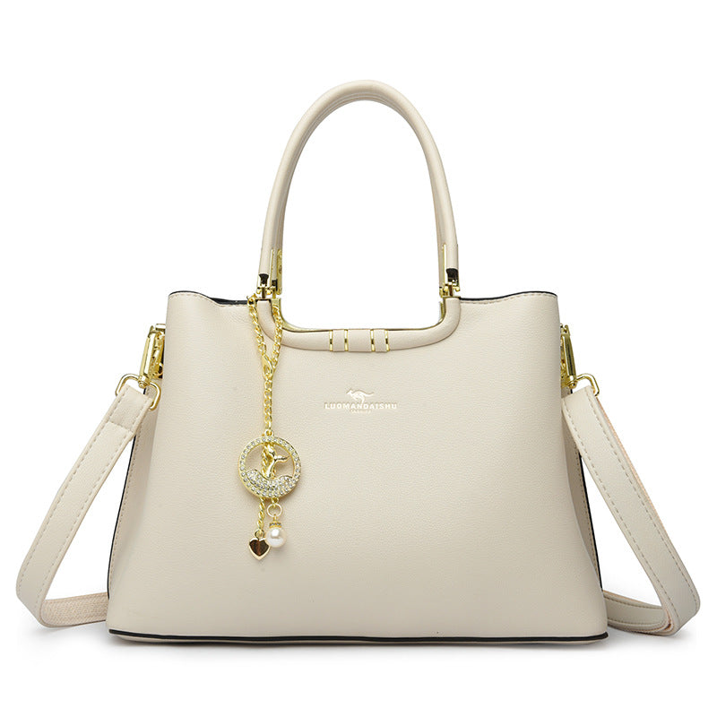 Women's Fashion To Give Mom Large Capacity Bags