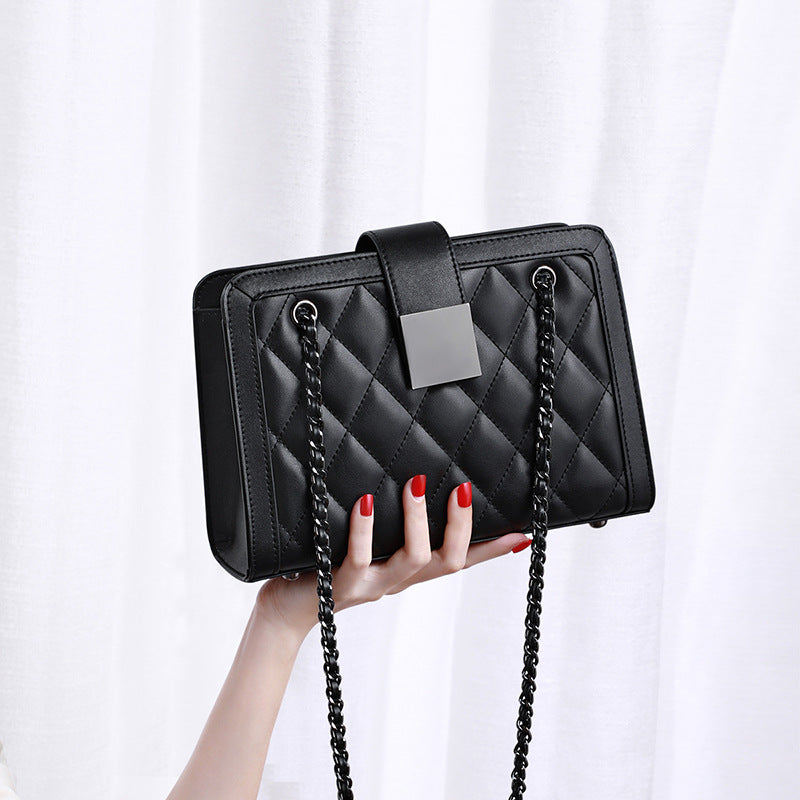 Women's Classy Leather Chain Fashion Underarm Shoulder Bags