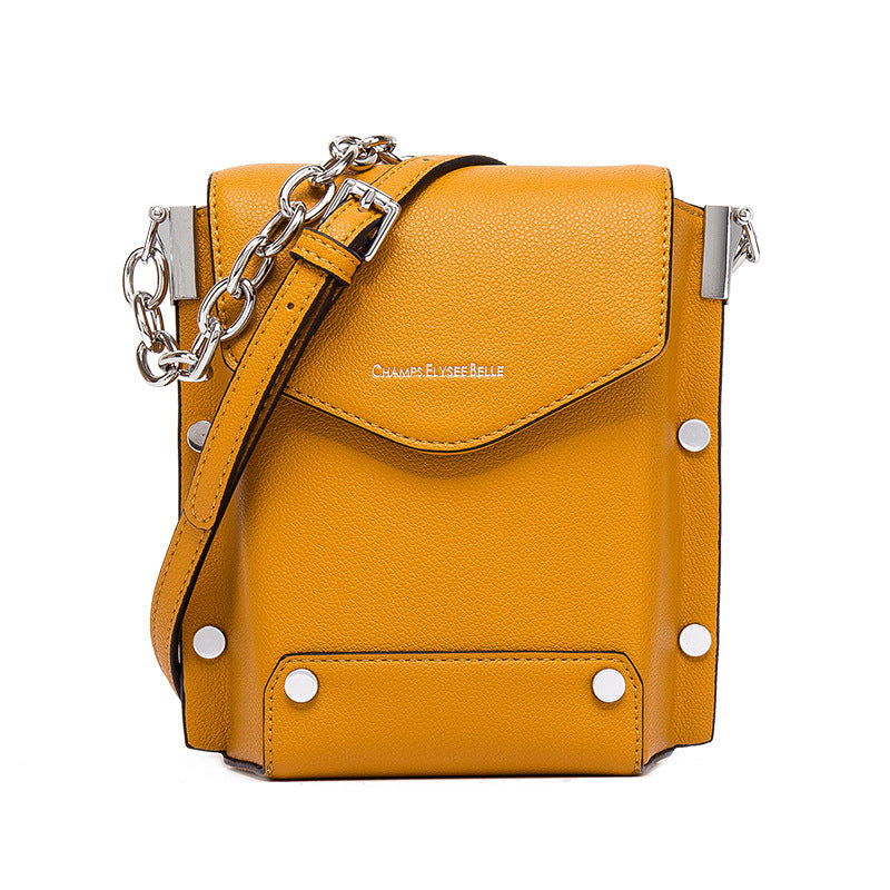 Women's Attractive Trendy Fashionable Rivet Chain Bags