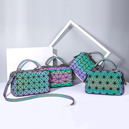 Women's Luminous Boston Geometric Trend Diamond Quilted Bags
