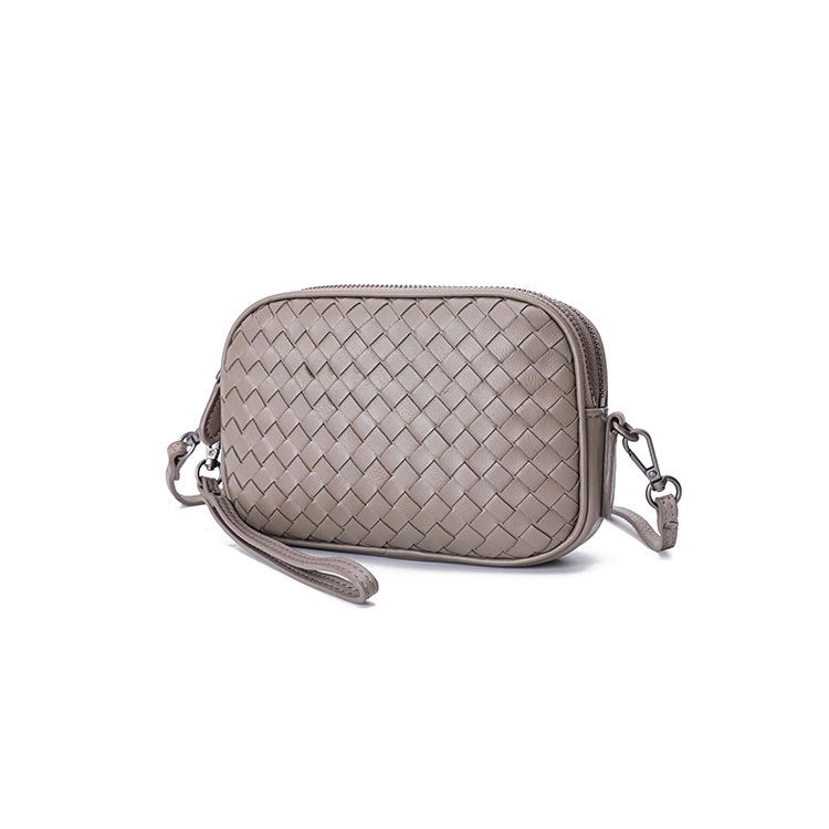 Women's Sheepskin Woven Versatile Simple Leather Handmade Shoulder Bags