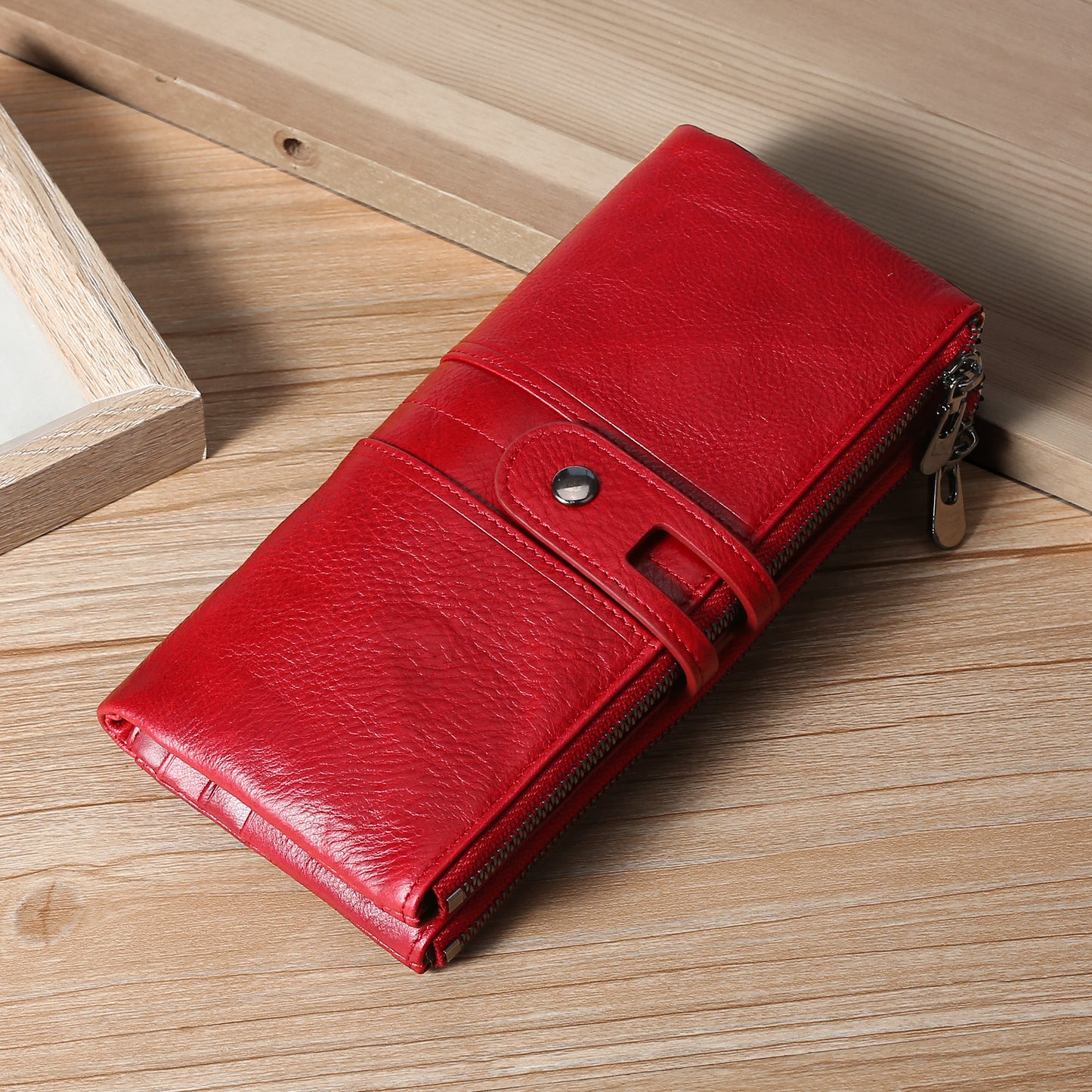 Retro Oil Wax Skin Long Cowhide Ladies Wallets