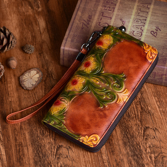 Women's First Layer Cowhide Retro Embossing Handmade Ladies Wallets