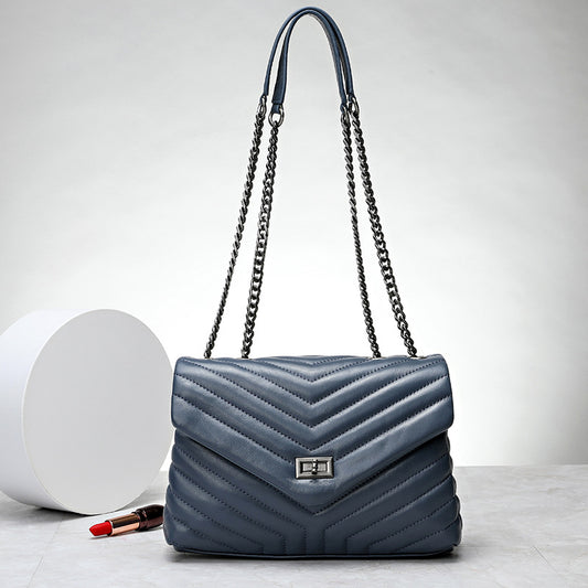 Women's Direct Wholesale Fashion All Sheepskin Fan Shoulder Bags