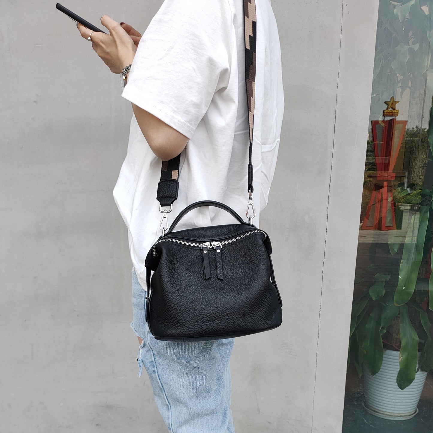 Women's Cow Leather Soft First Layer Wide Shoulder Bags