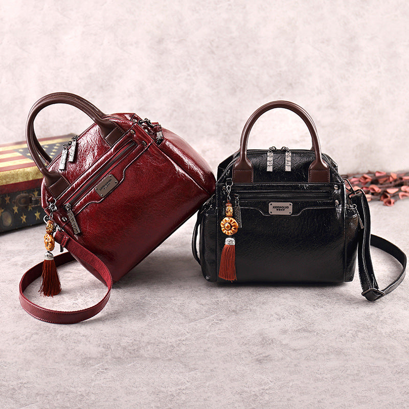 Women's Retro Fashion Oil Waxed Leather Contrast Handbags