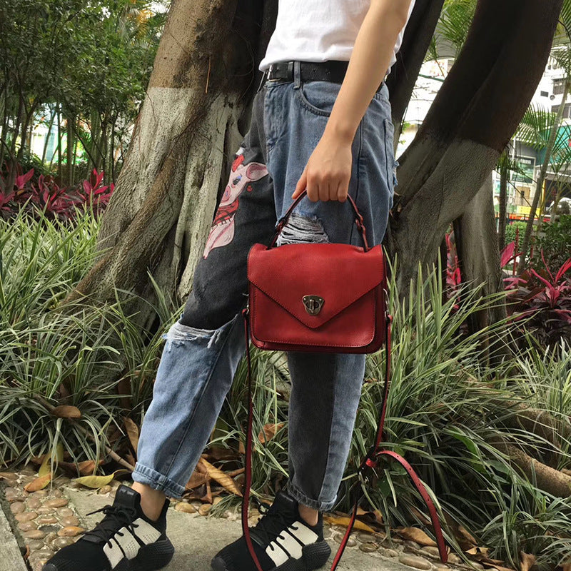 Women's Retro Envelope Mini Cowhide Fashion Crossbody Bags