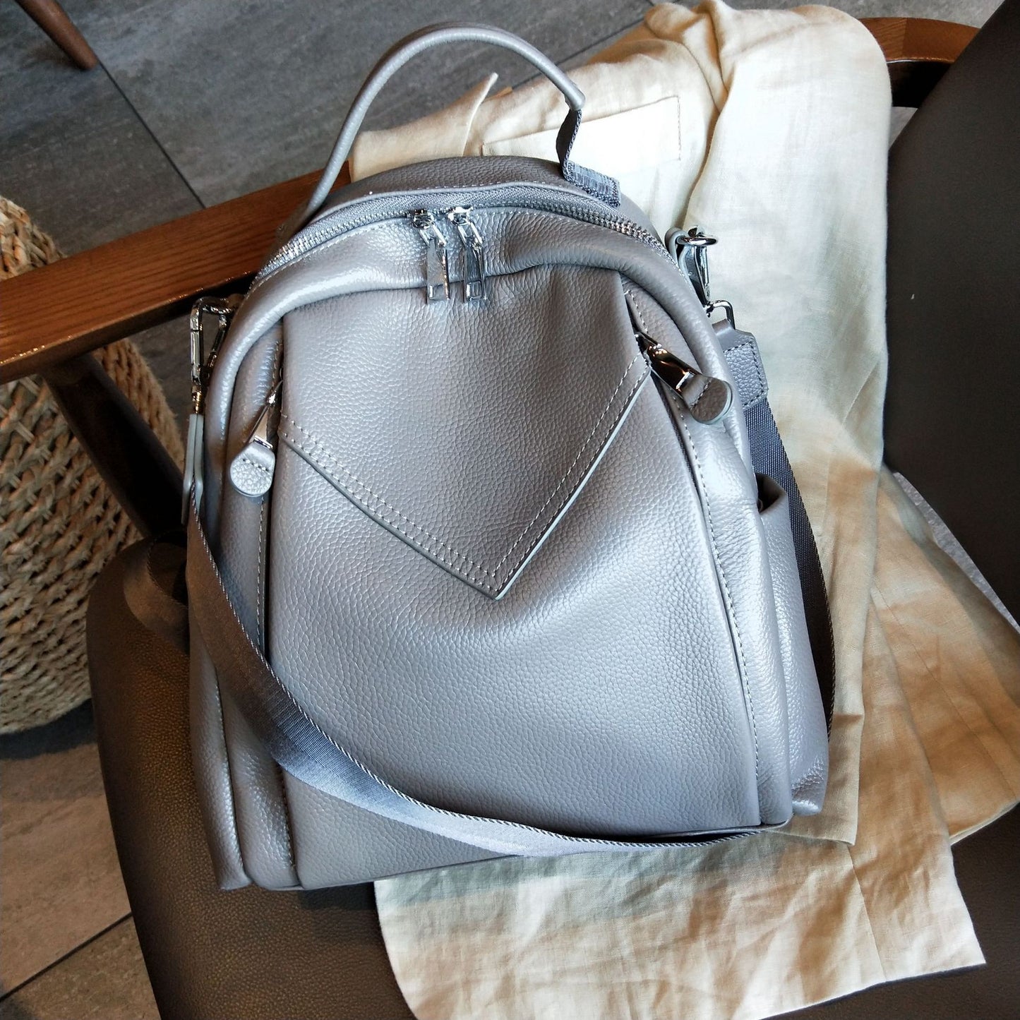 Stylish Simple Versatile First Layer Cowhide Backpacks