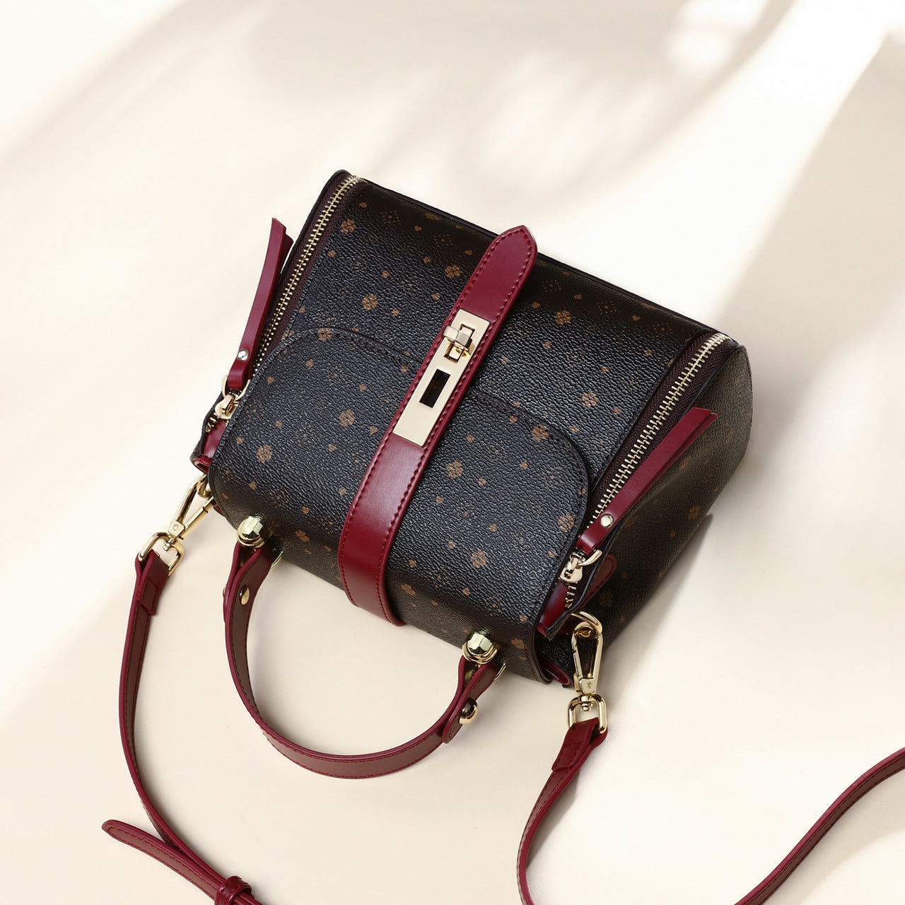 Women's Popular Stylish Innovative Fashion Retro Shoulder Bags