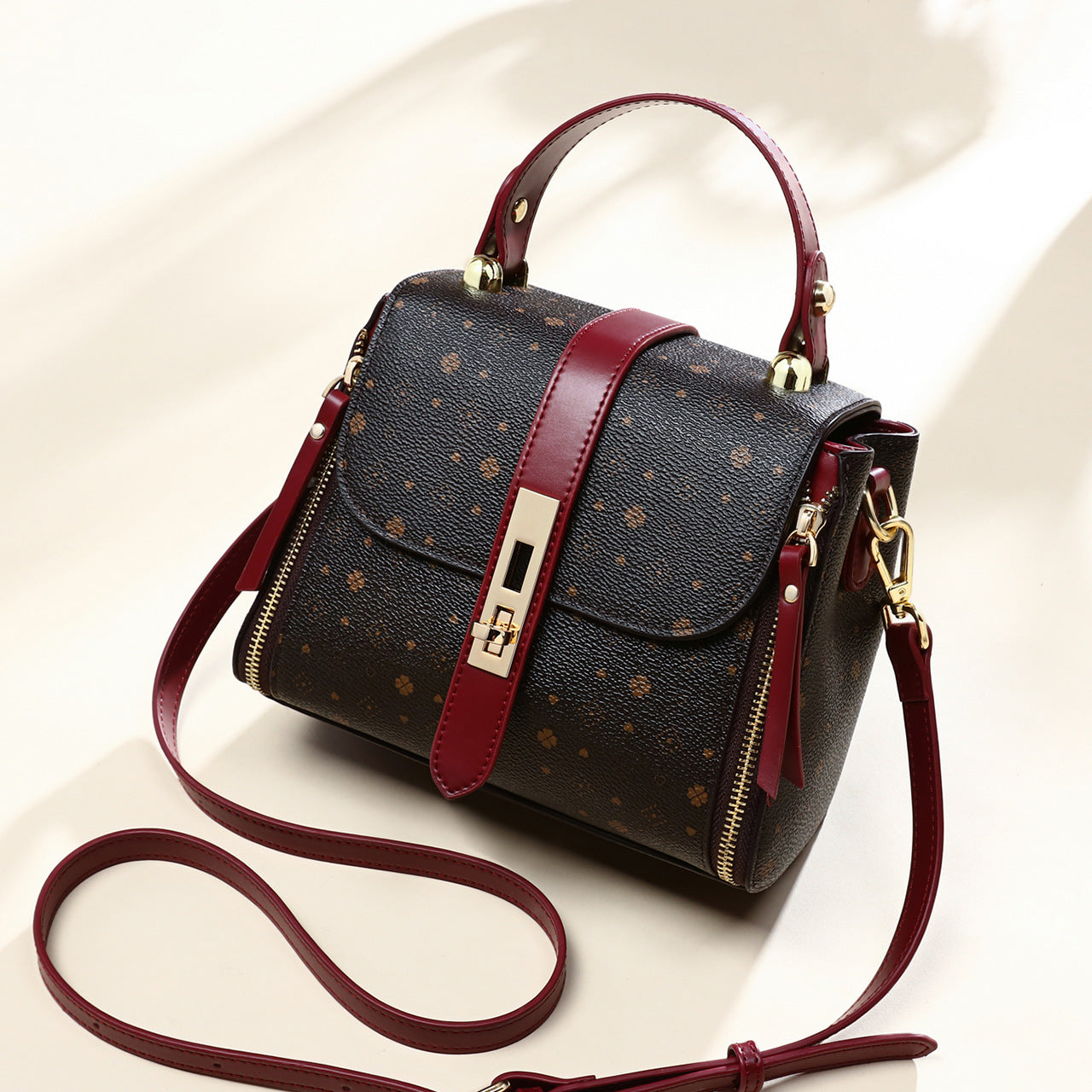 Women's Popular Stylish Innovative Fashion Retro Shoulder Bags