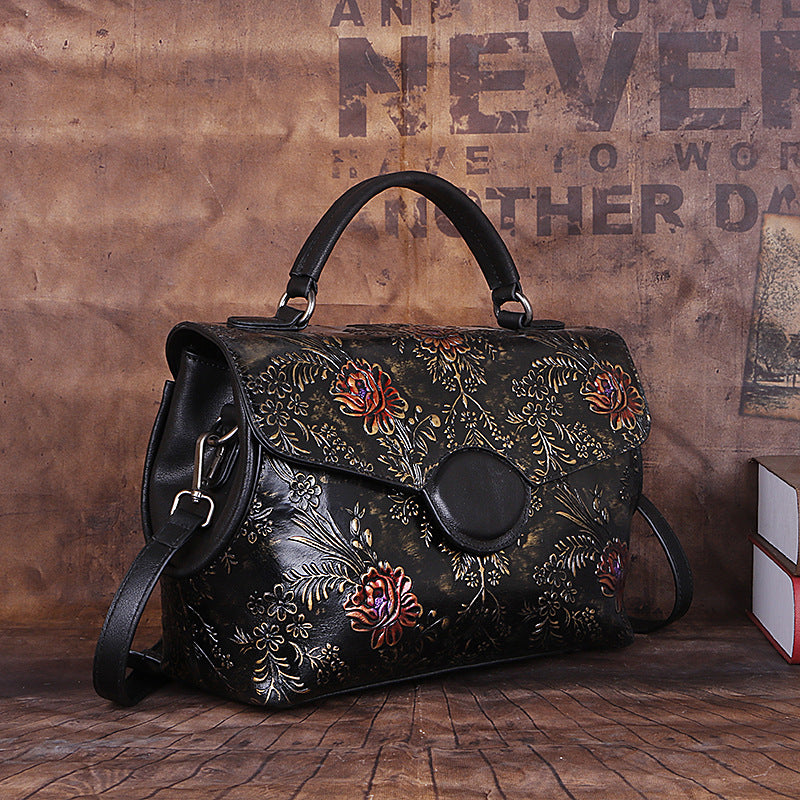 Women's Goods Retro Embossing Vegetable Tanned Leather Crossbody Bags
