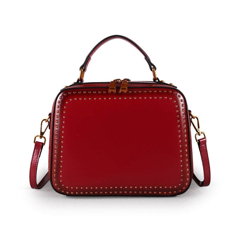 Women's Leather Fashion Rivet Retro Style Shoulder Bags