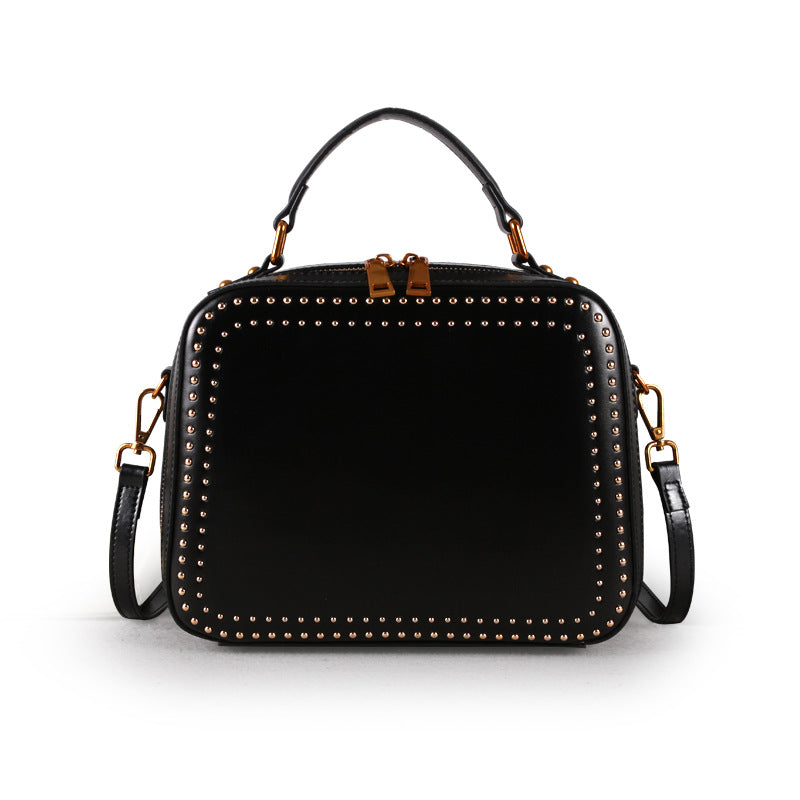 Women's Leather Fashion Rivet Retro Style Shoulder Bags