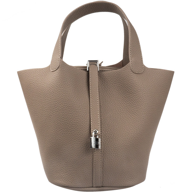 Charming Latch Lady's Large Capacity One Handbags