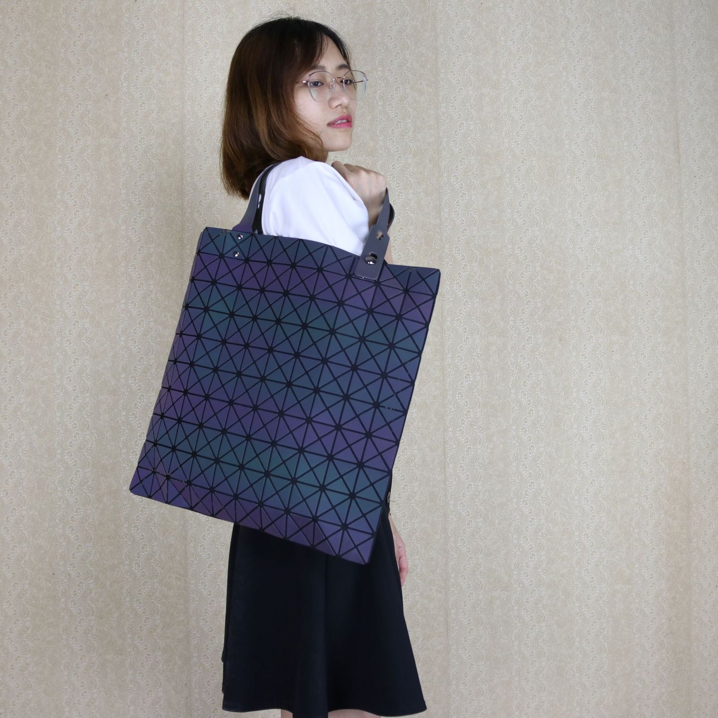 Women's Color Large Capacity Frosted Laser Luminous Diamond Shoulder Bags