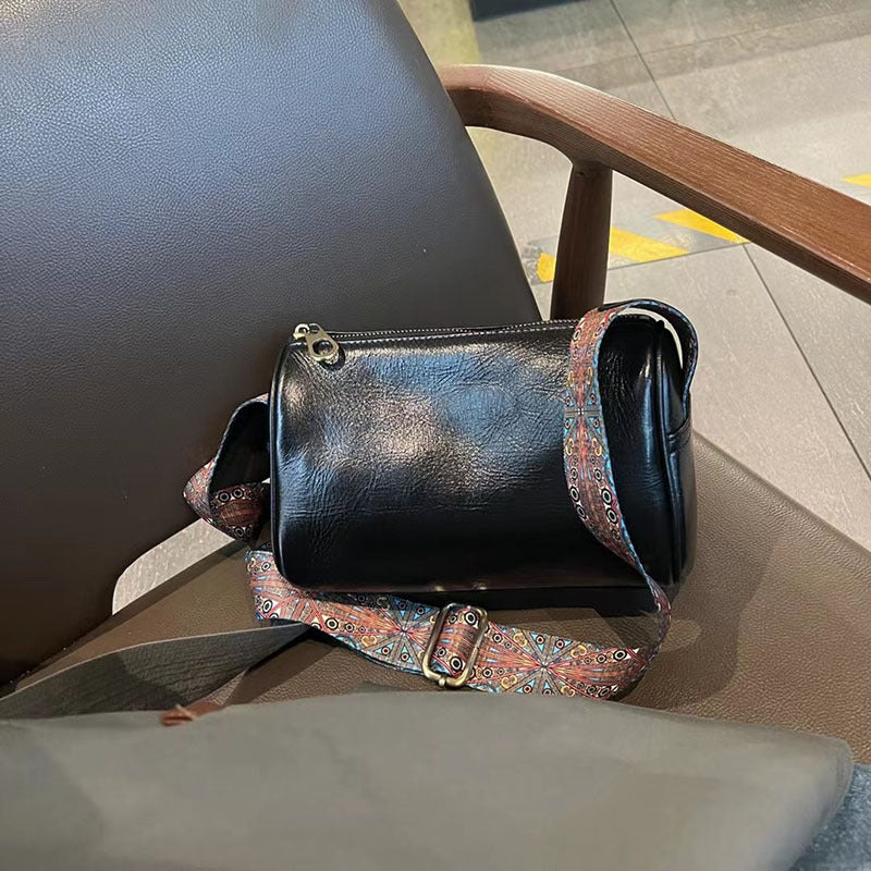 Women's Layer Cowhide Leather Pillow Fashion Retro Shoulder Bags