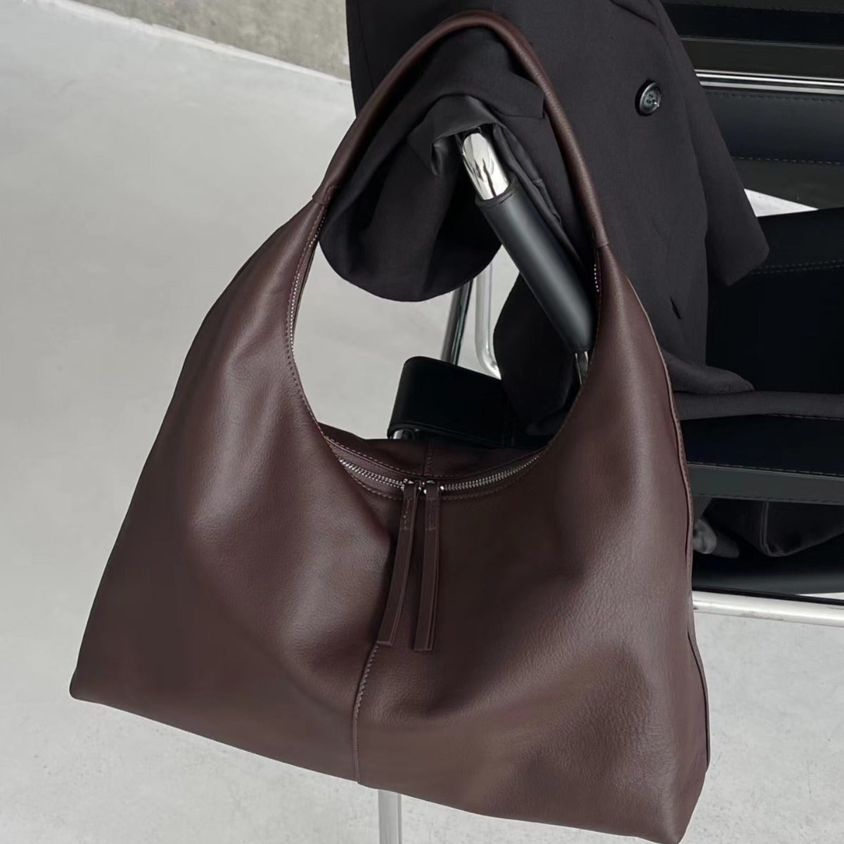 Women's Large Capacity Advanced Texture Niche Commuter Shoulder Bags