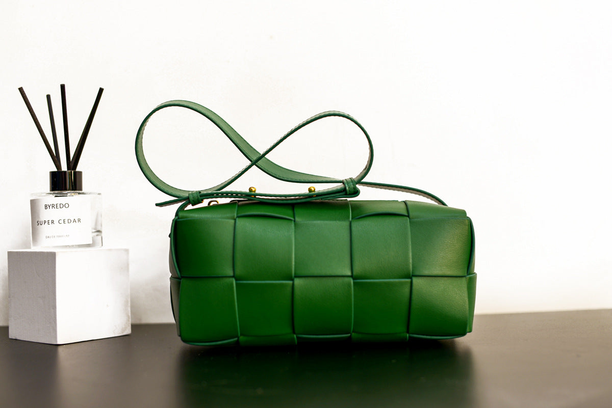 Women's Genuine Leather Woven One Simple Affordable Shoulder Bags
