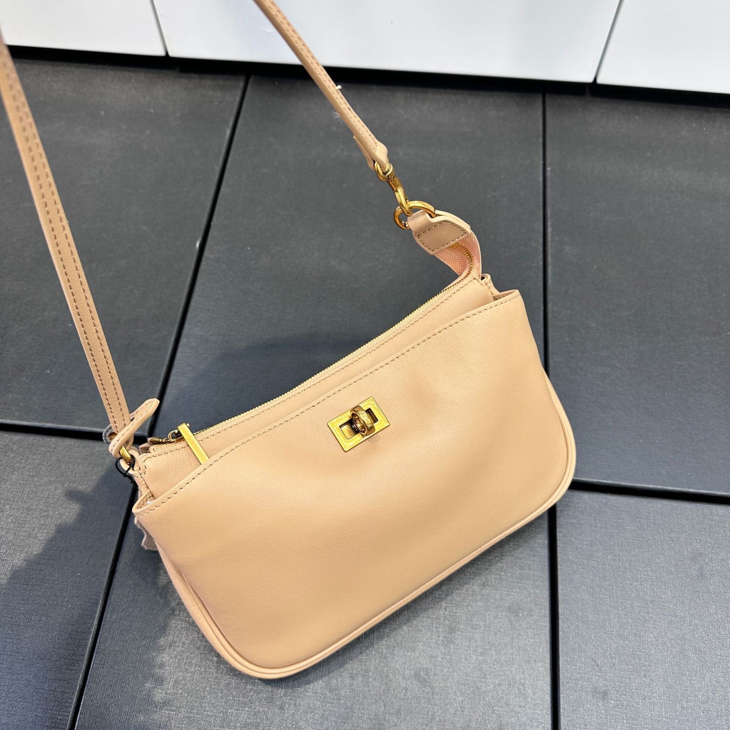 Cool Unique Genuine Leather Underarm Single Bags