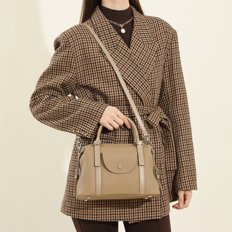 Women's Genuine Leather Versatile Fashion Commuter Crossbody Bags