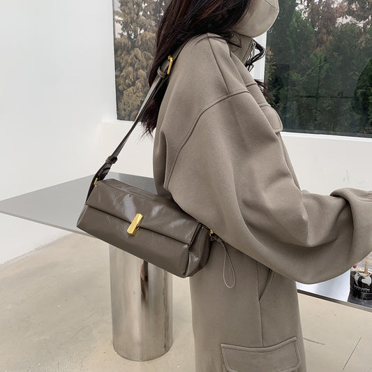 Leather Textured Retro Style Fashionable Underarm Shoulder Bags