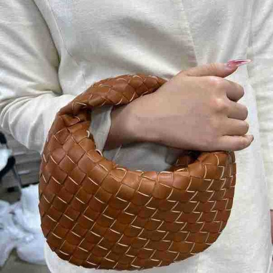 Women's High-grade Handmade Woven Fashion Dumpling Portable Handbags