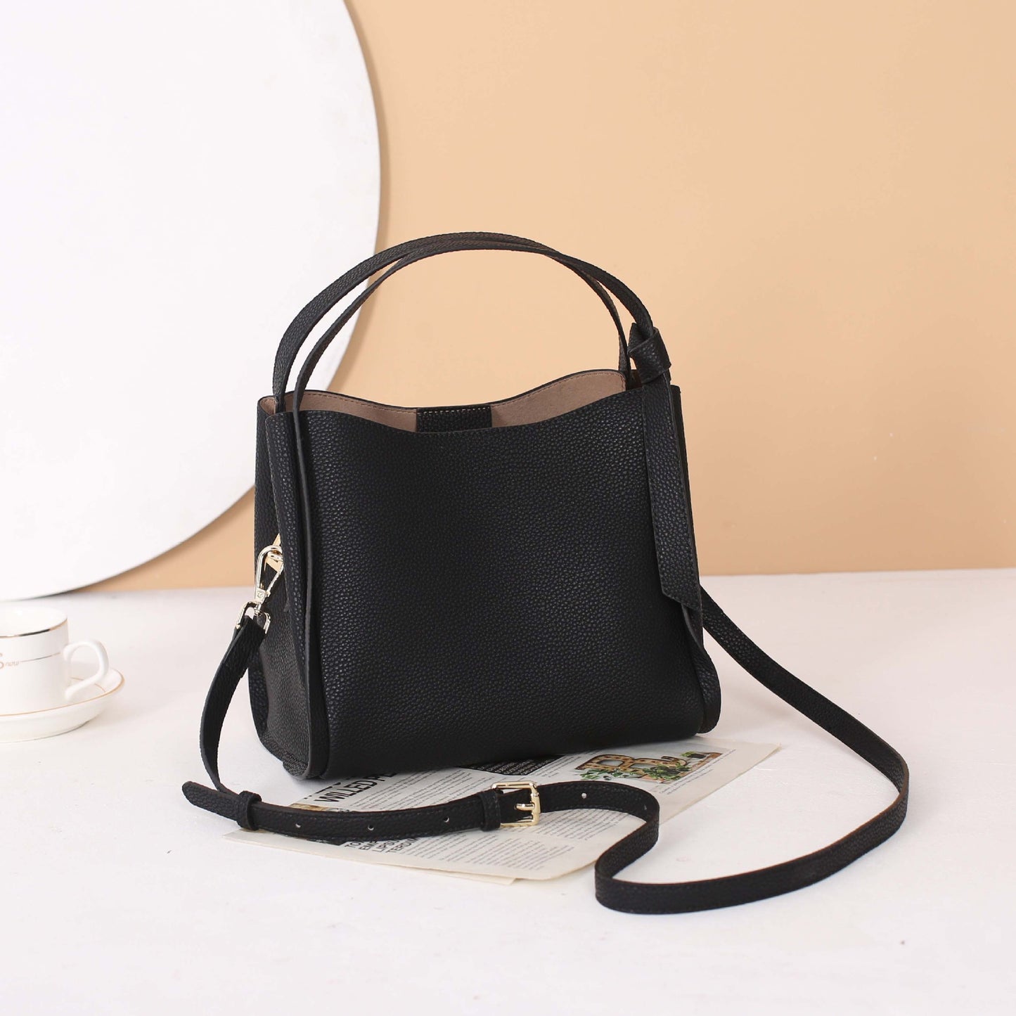 Women's Glamorous New Genuine Leather Commuter Crossbody Bags