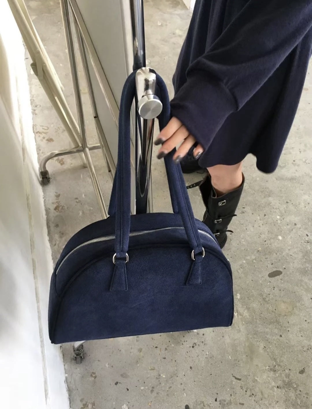 Women's Niche Frosted Cowhide Bowling Pillow Handbags