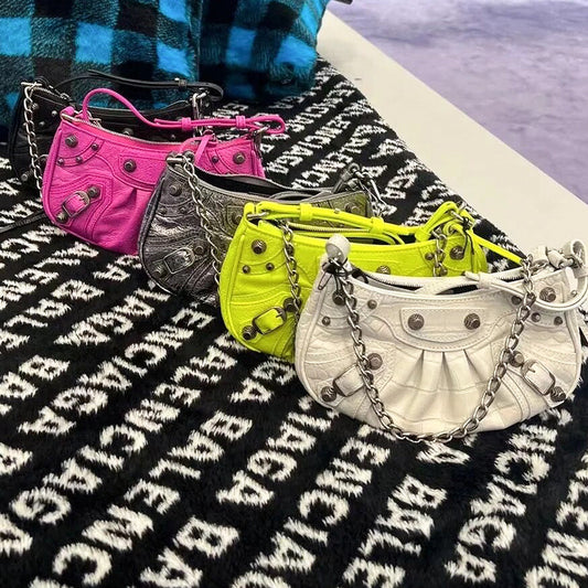 Motorcycle Female Personality Hot Chain Rivets Shoulder Bags