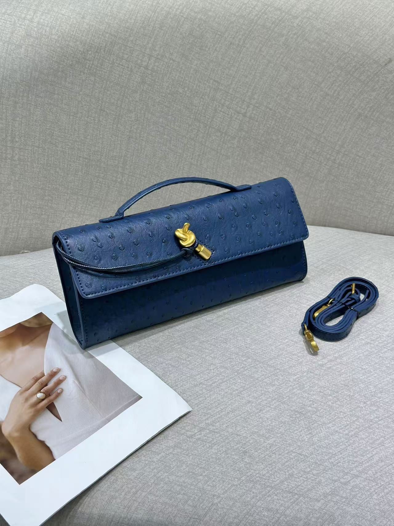 Ostrich Grain Dinner Baguette Exquisite Versatile Crossbody Bags