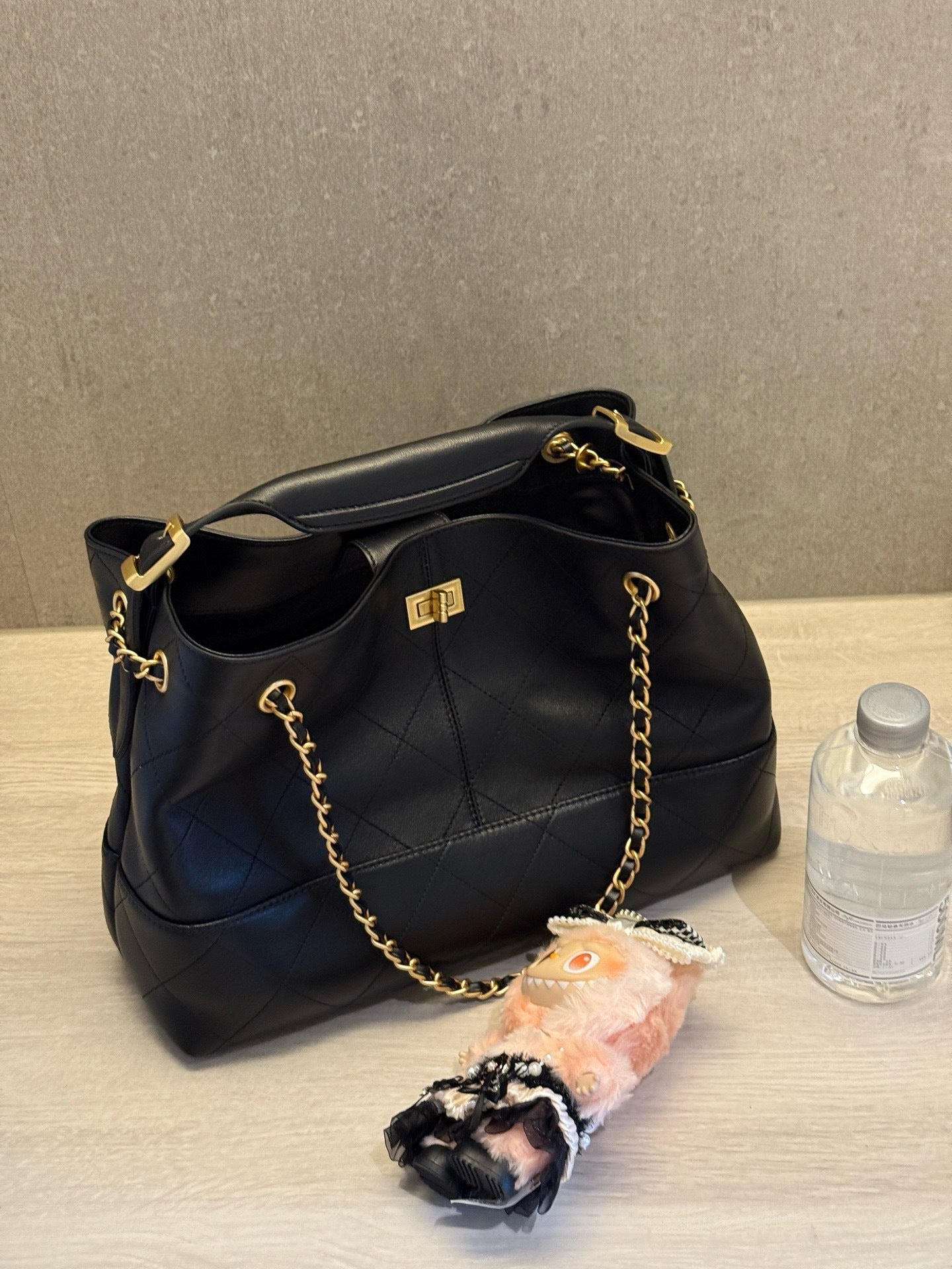 Classic Style Suede Color Matching Underarm Diamond Tote Bags