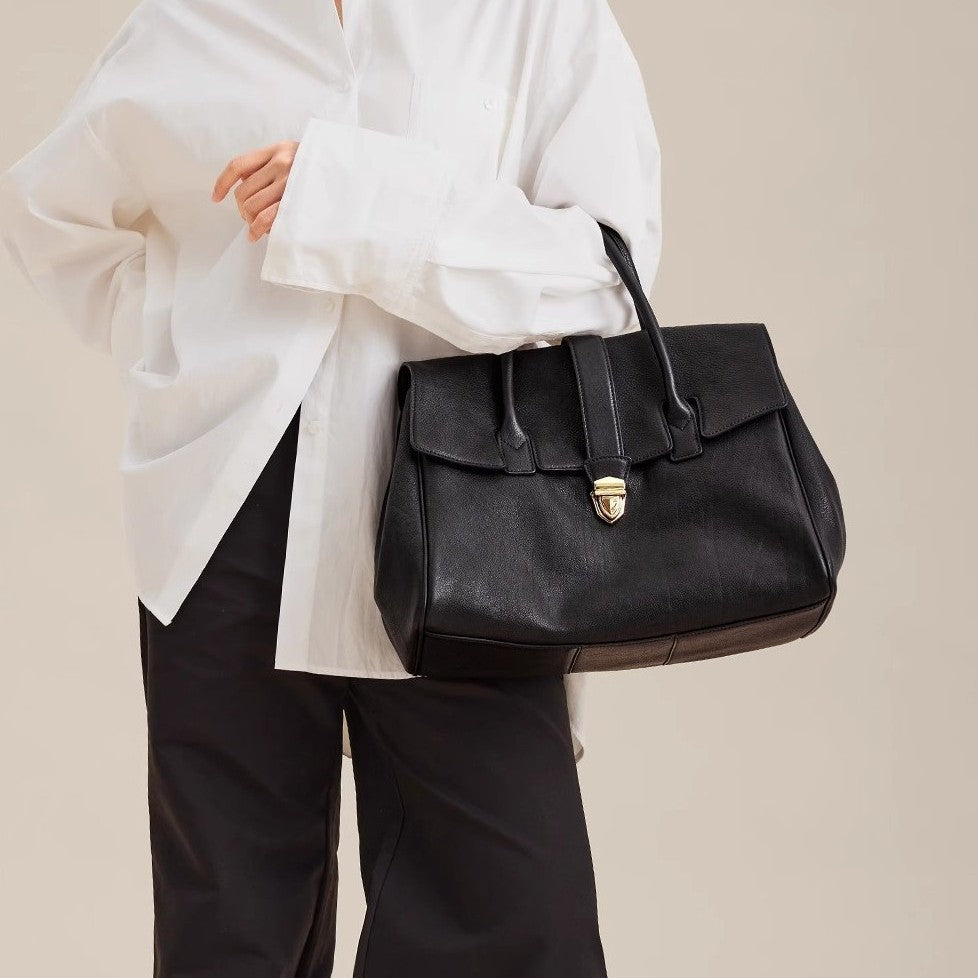 Women's Leather Retro Large Capacity Commuter First Layer Shoulder Bags