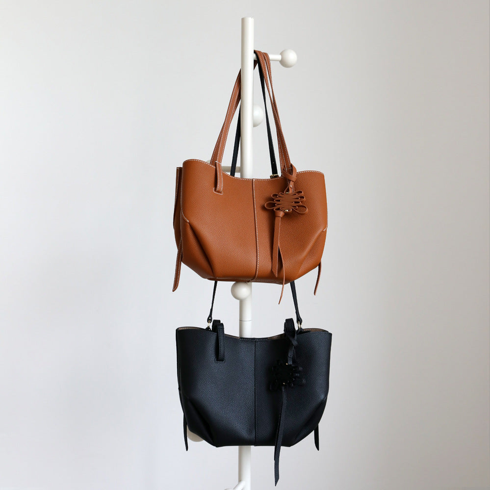 Women's High-grade Wings Layer Cowhide Pleated Commute Minimalist Handbags